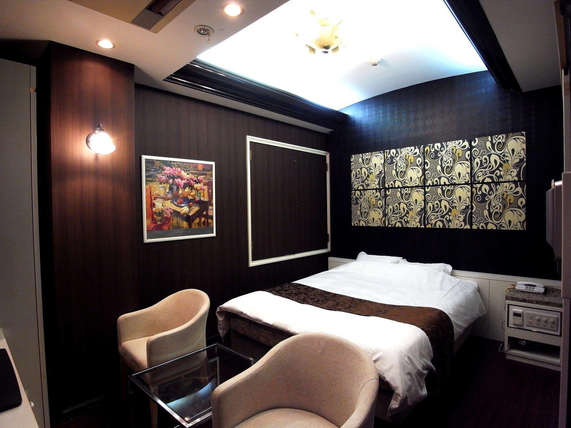 ホテル カルネヴァール 男塾ホテルグループ (Adults Only) Химедзи Экстерьер фото
